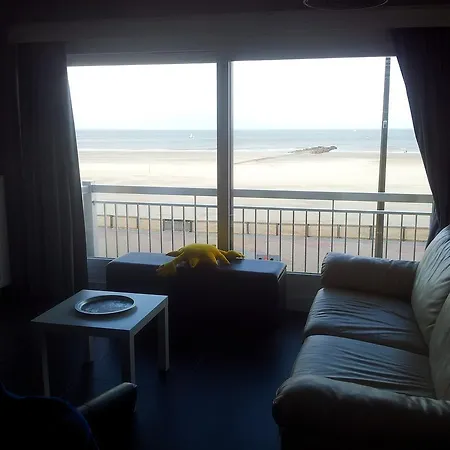 Jup Apartment